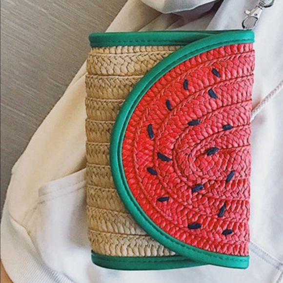 Straw watermelon clutch watermelon 🍉 ADORABLE! - Picture 8 of 8